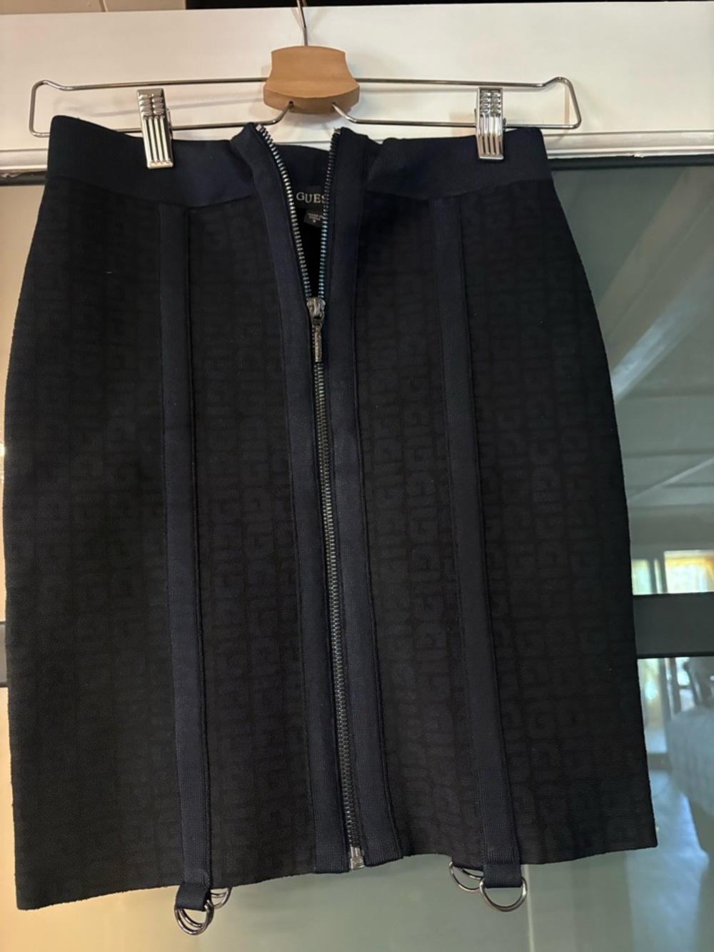 GUESS Black Logo Jacquard Zip-Front Pencil Skirt